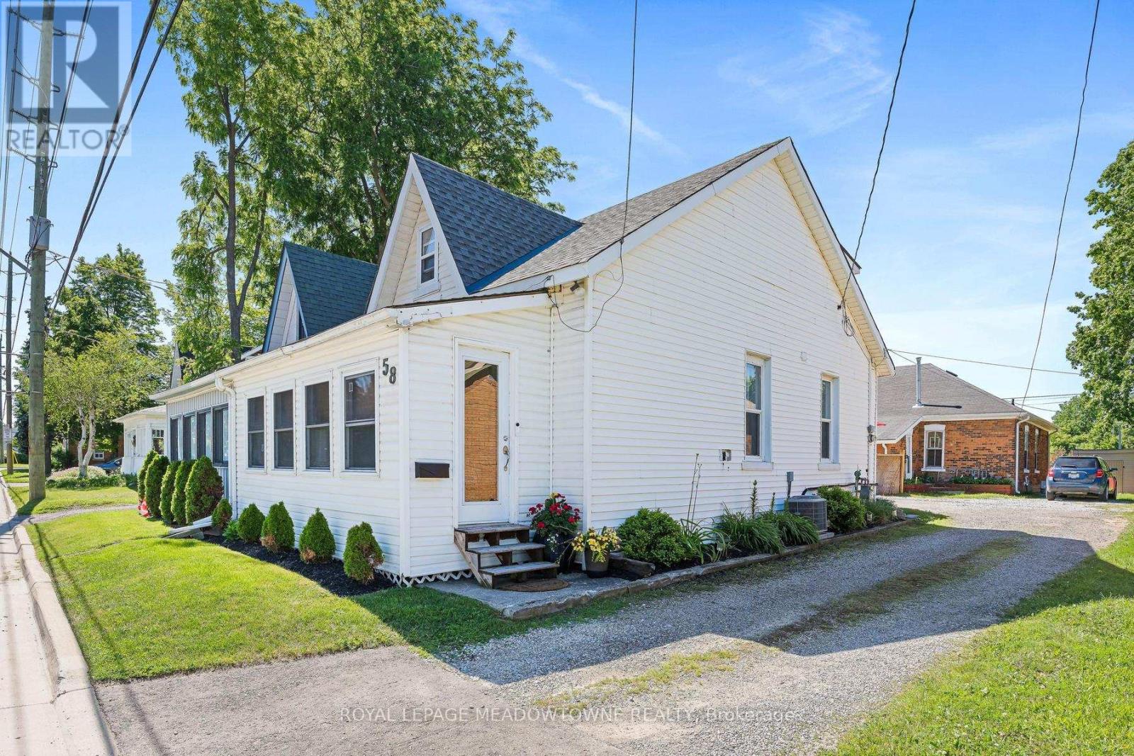 58 Young Street, Halton Hills, Ontario  L7J 2G6 - Photo 5 - W13493218
