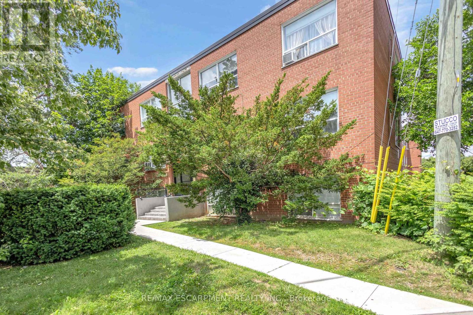 302 - 57 Mericourt Road, Hamilton, Ontario  L8S 2N5 - Photo 2 - X13500624