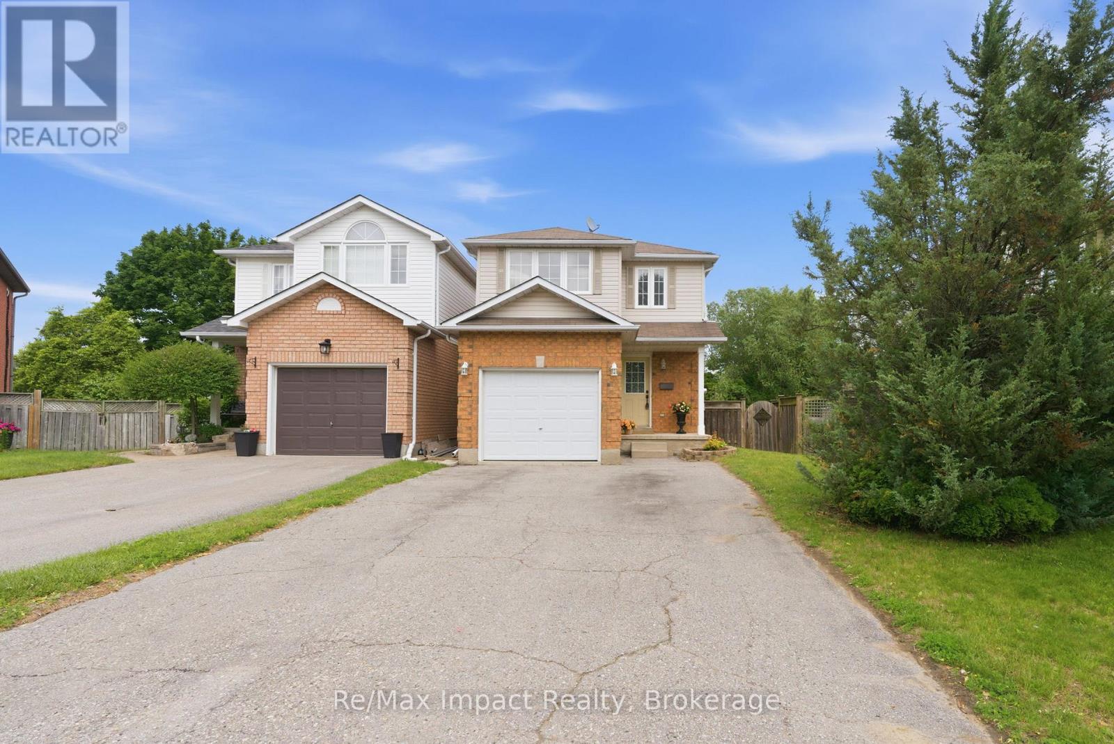 45 Barron Court, Clarington, Ontario  L1E 3G2 - Photo 2 - E13500644