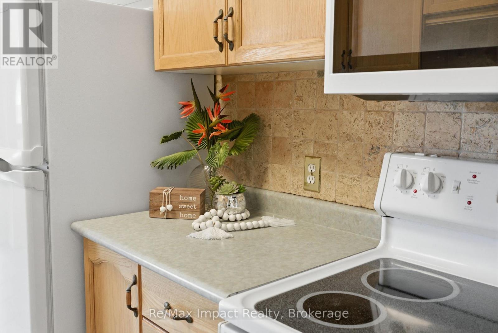 45 Barron Court, Clarington, Ontario  L1E 3G2 - Photo 9 - E13500644