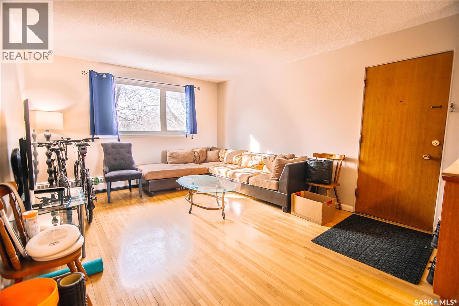 6 4 Neill Place, Regina, Saskatchewan  S4N 2V4 - Photo 2 - SK030233