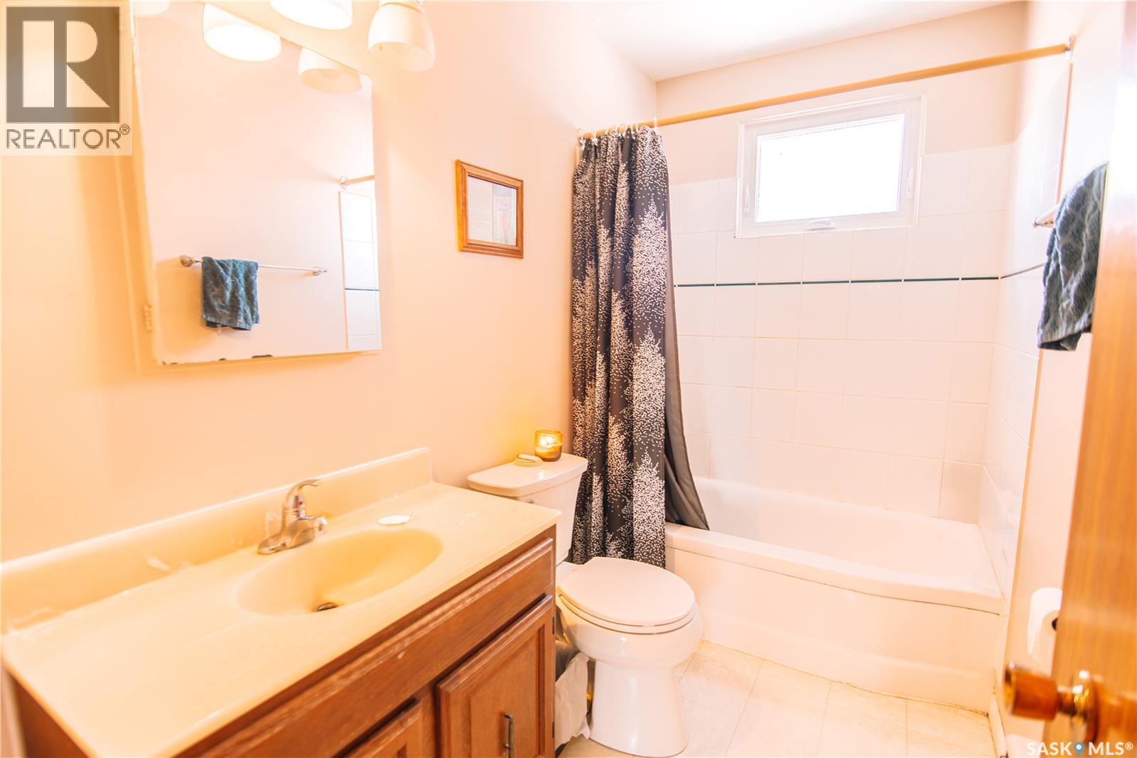 6 4 Neill Place, Regina, Saskatchewan  S4N 2V4 - Photo 14 - SK030233