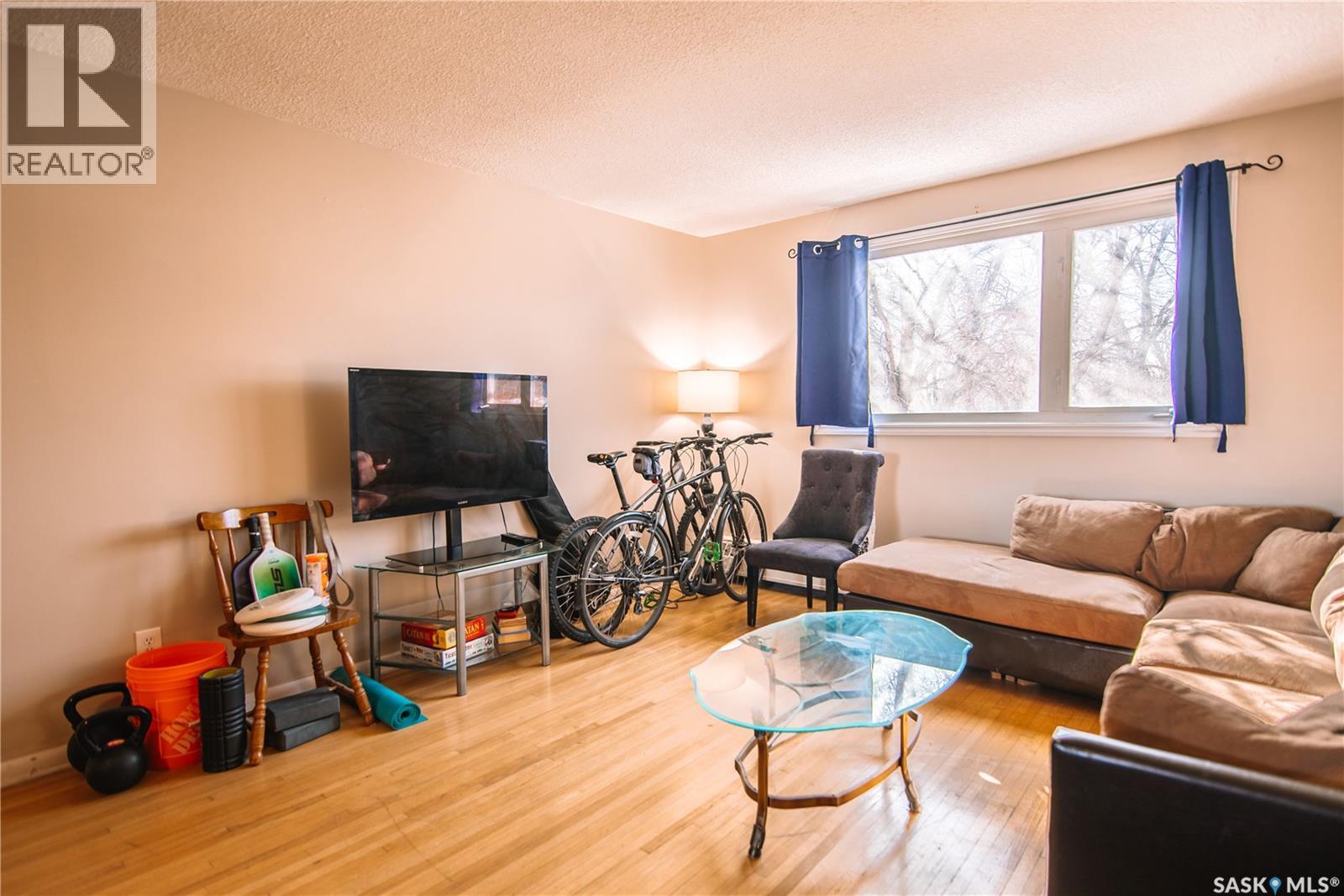 6 4 Neill Place, Regina, Saskatchewan  S4N 2V4 - Photo 3 - SK030233
