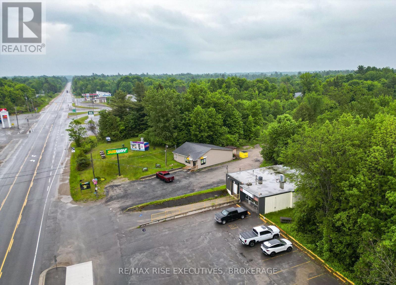 24585b On-7 Highway, Frontenac, Ontario