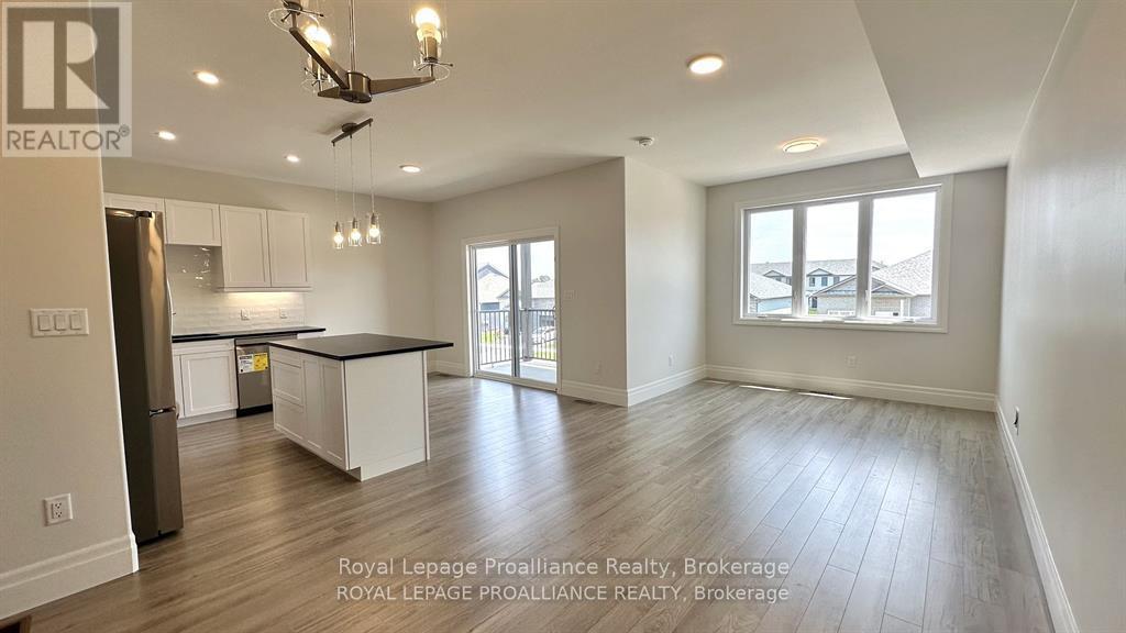 39 Markland Avenue, Prince Edward County, Ontario  K0K 2T0 - Photo 6 - X13500850
