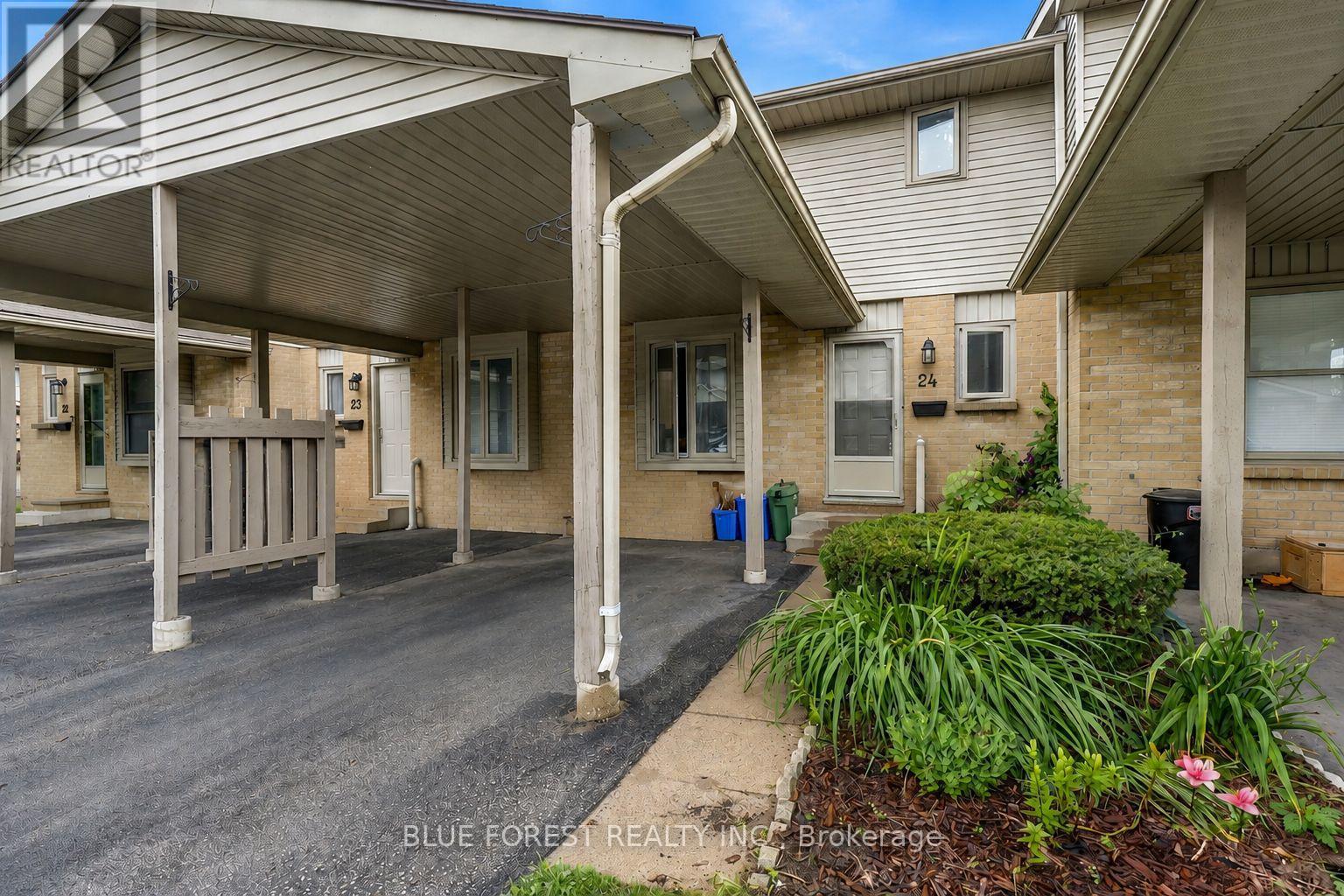 24 - 25 ERICA CRESCENT, London South, Ontario
