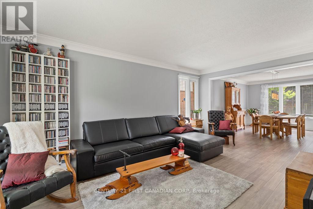 1677 Phillbrook Crescent, London North, Ontario  N5X 2Z4 - Photo 8 - X13500816