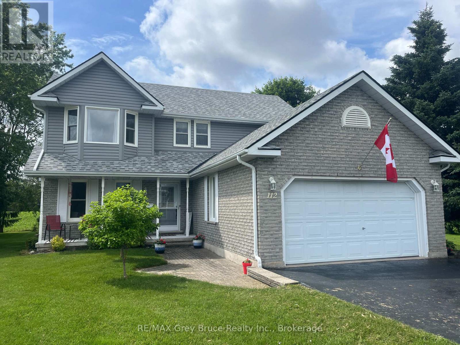 112 Mary Avenue, Georgian Bluffs, Ontario  N4K 5N5 - Photo 2 - X13500670