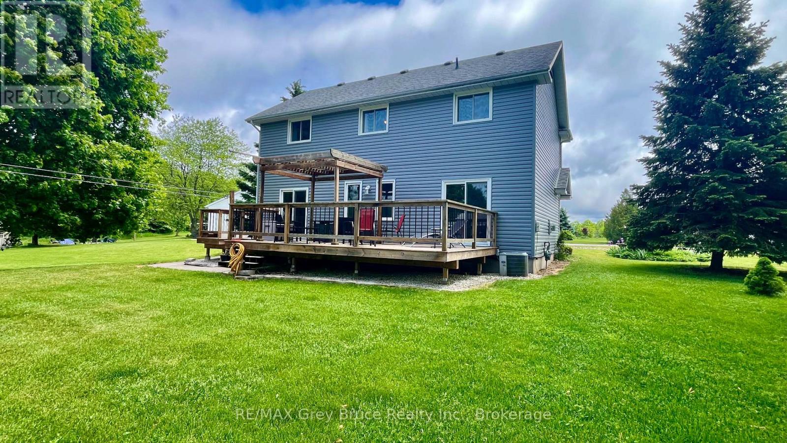 112 Mary Avenue, Georgian Bluffs, Ontario  N4K 5N5 - Photo 34 - X13500670