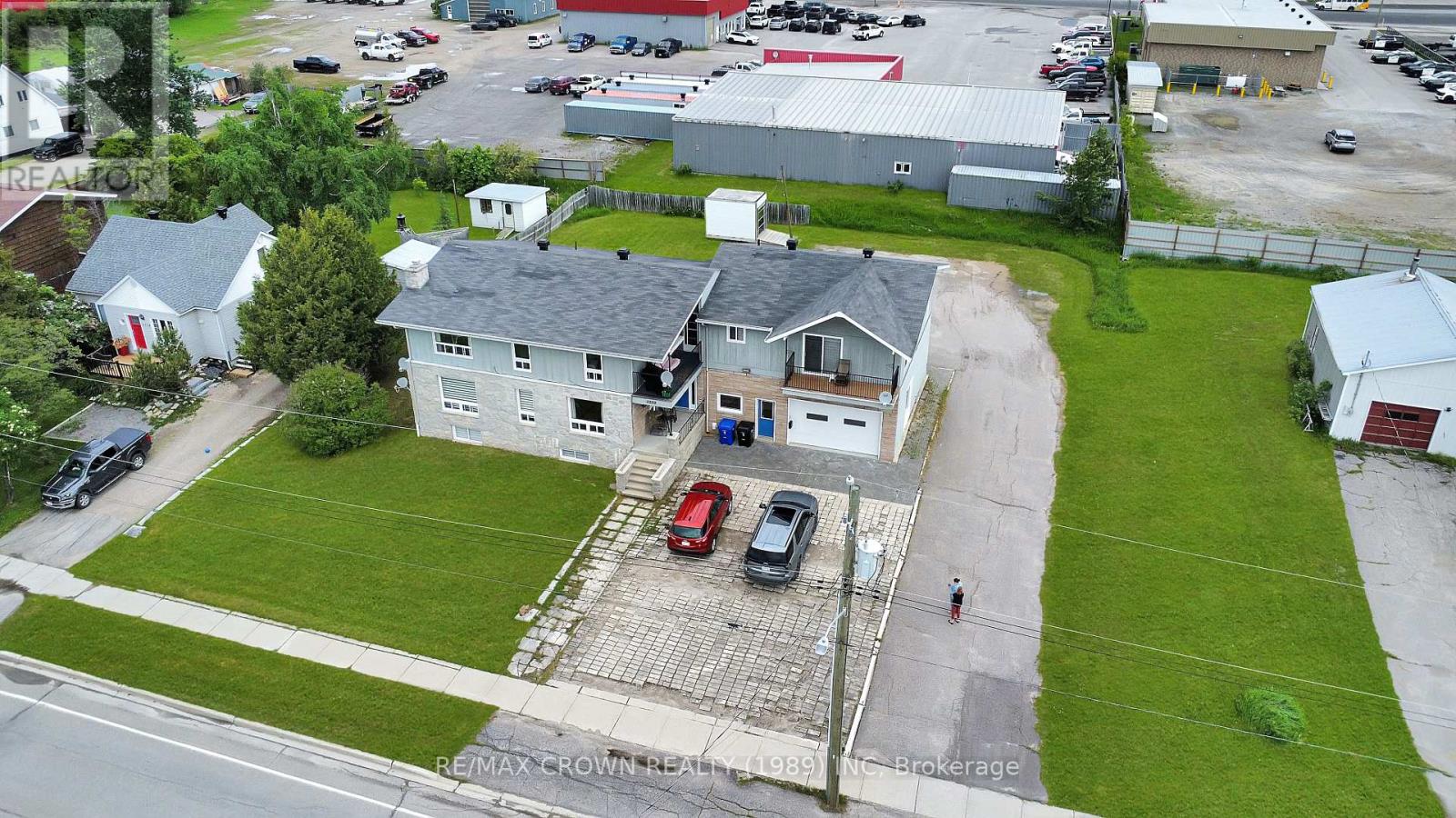 1222 Prince Street, Hearst, Ontario  P0L 1N0 - Photo 1 - T13500902