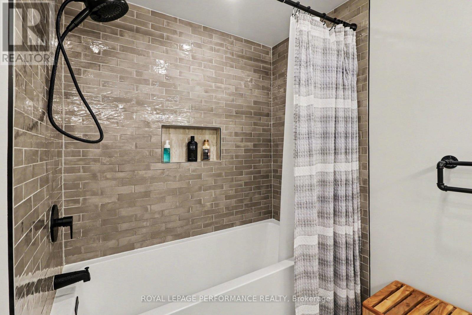 1444 Charlebois Avenue, Ottawa, Ontario  K1E 3W5 - Photo 27 - X13500796