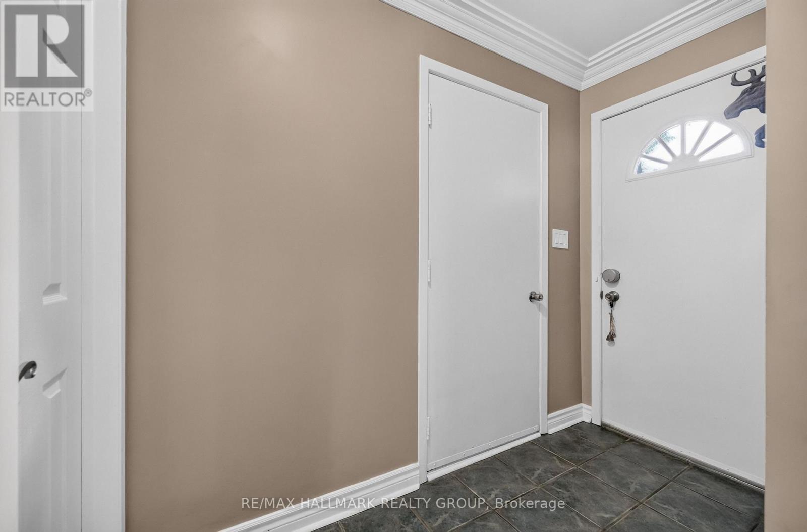 6879 Edgar Brault Street, Ottawa, Ontario  K1C 1L6 - Photo 25 - X13500814