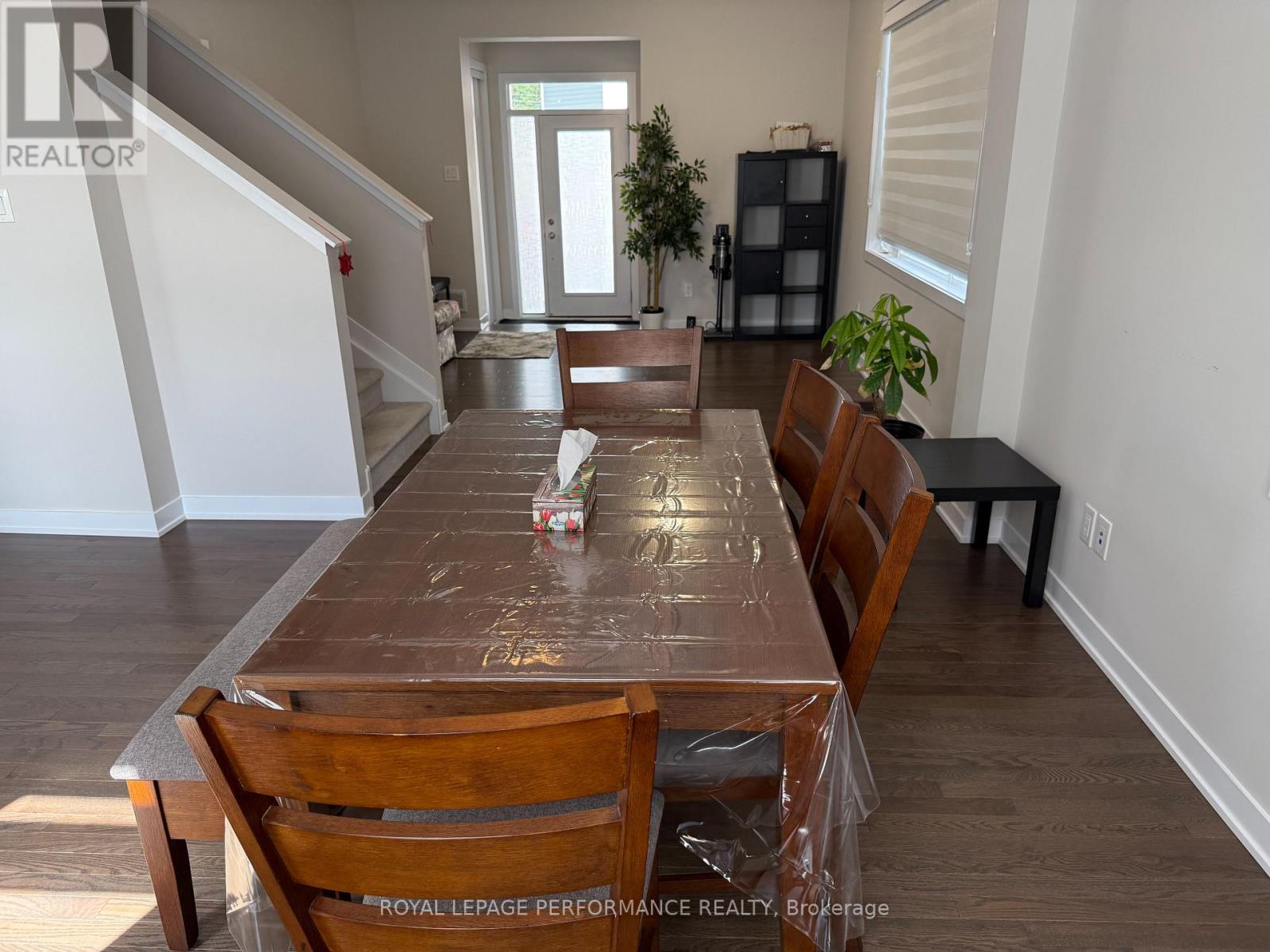 208 Falsetto St, Ottawa, Ontario  K1W 0S2 - Photo 15 - X13500822