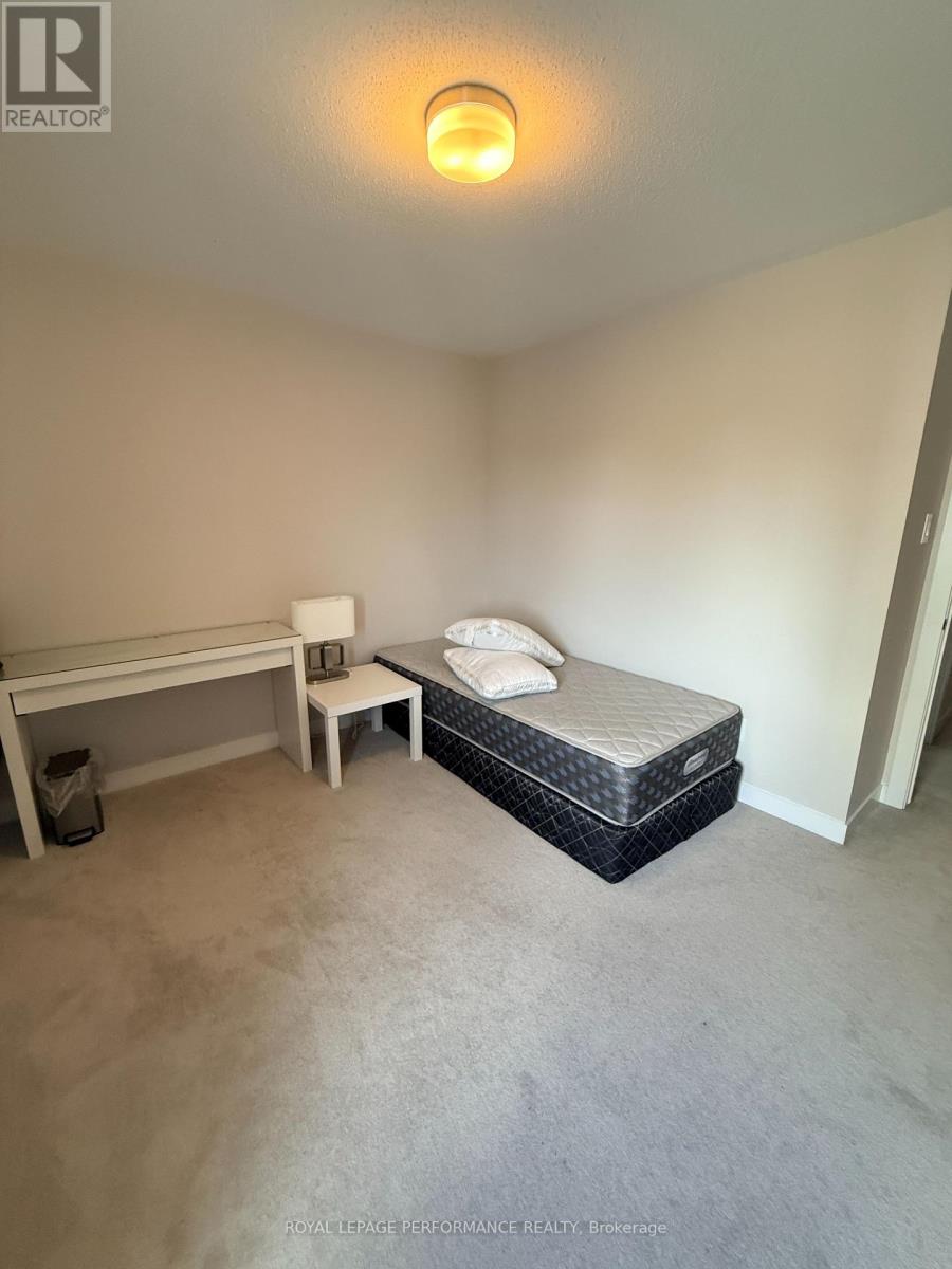 208 Falsetto St, Ottawa, Ontario  K1W 0S2 - Photo 22 - X13500822