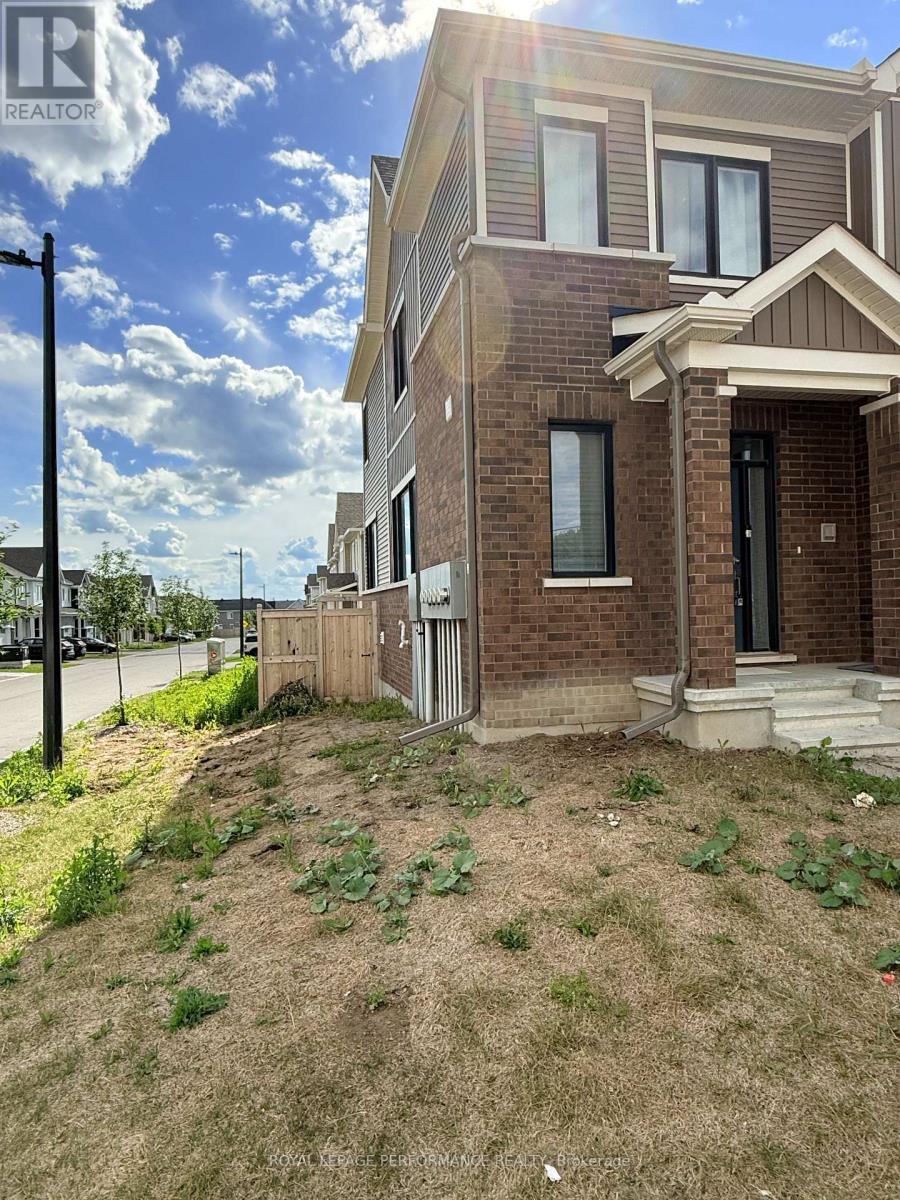 208 Falsetto St, Ottawa, Ontario  K1W 0S2 - Photo 4 - X13500822