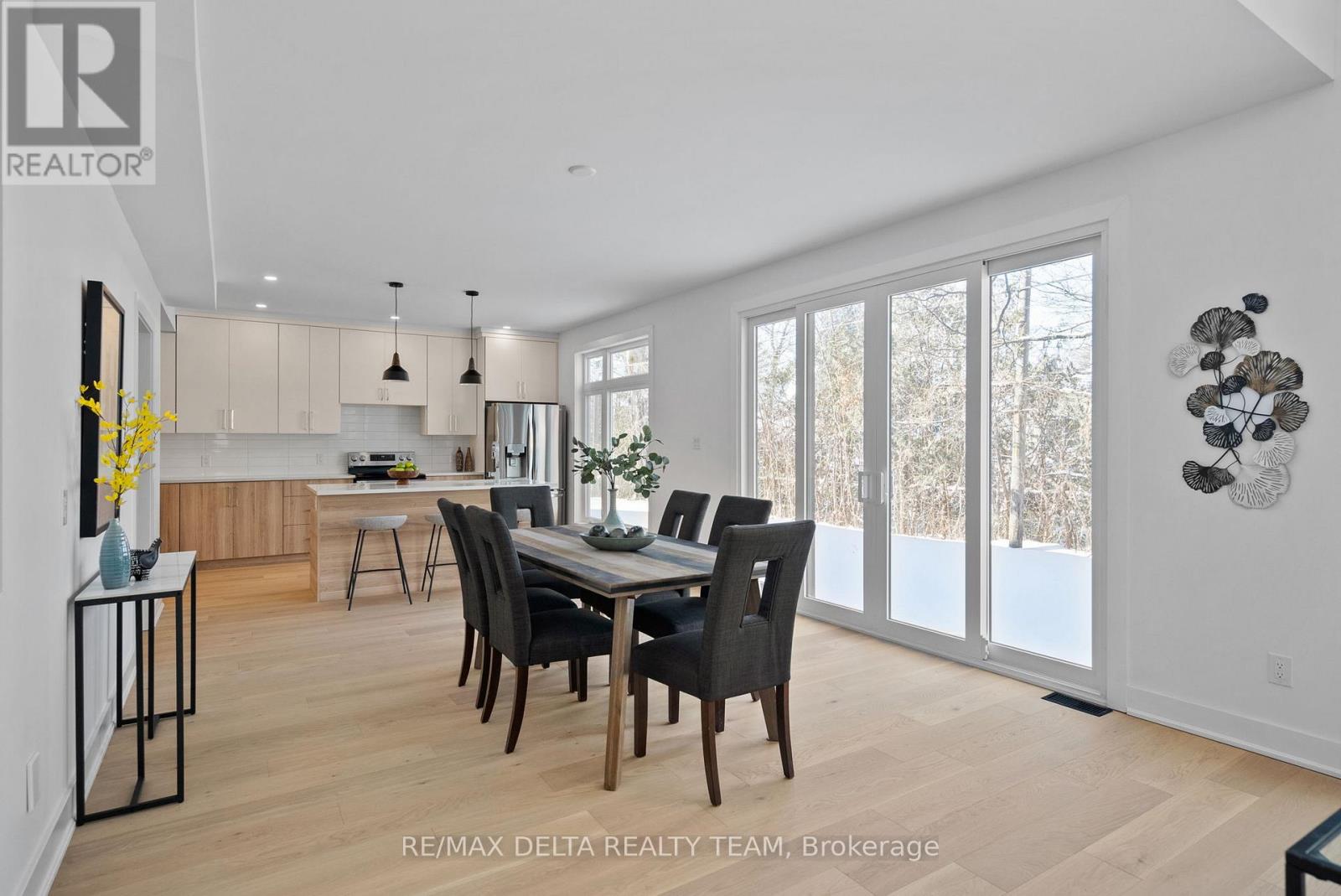 43 St Claire Avenue, Ottawa, Ontario  K2G 2A1 - Photo 18 - X13500922