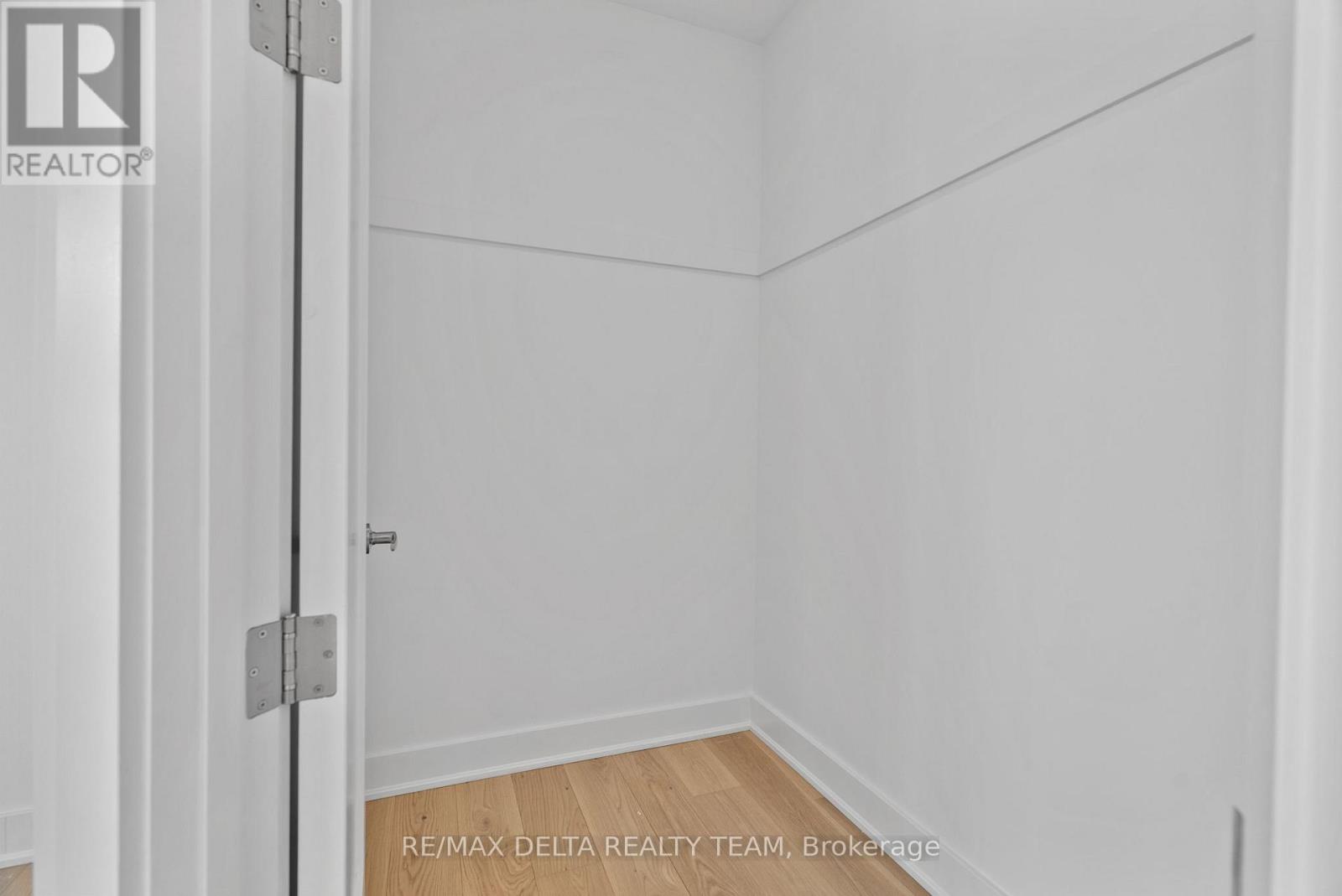 43 St Claire Avenue, Ottawa, Ontario  K2G 2A1 - Photo 36 - X13500922