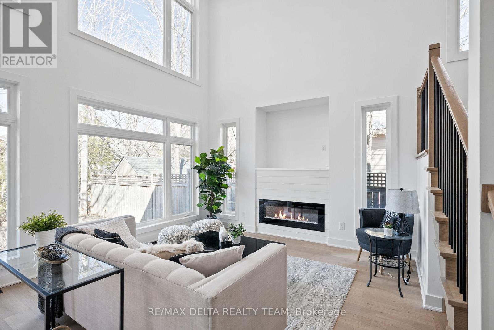 43 St Claire Avenue, Ottawa, Ontario  K2G 2A1 - Photo 8 - X13500922