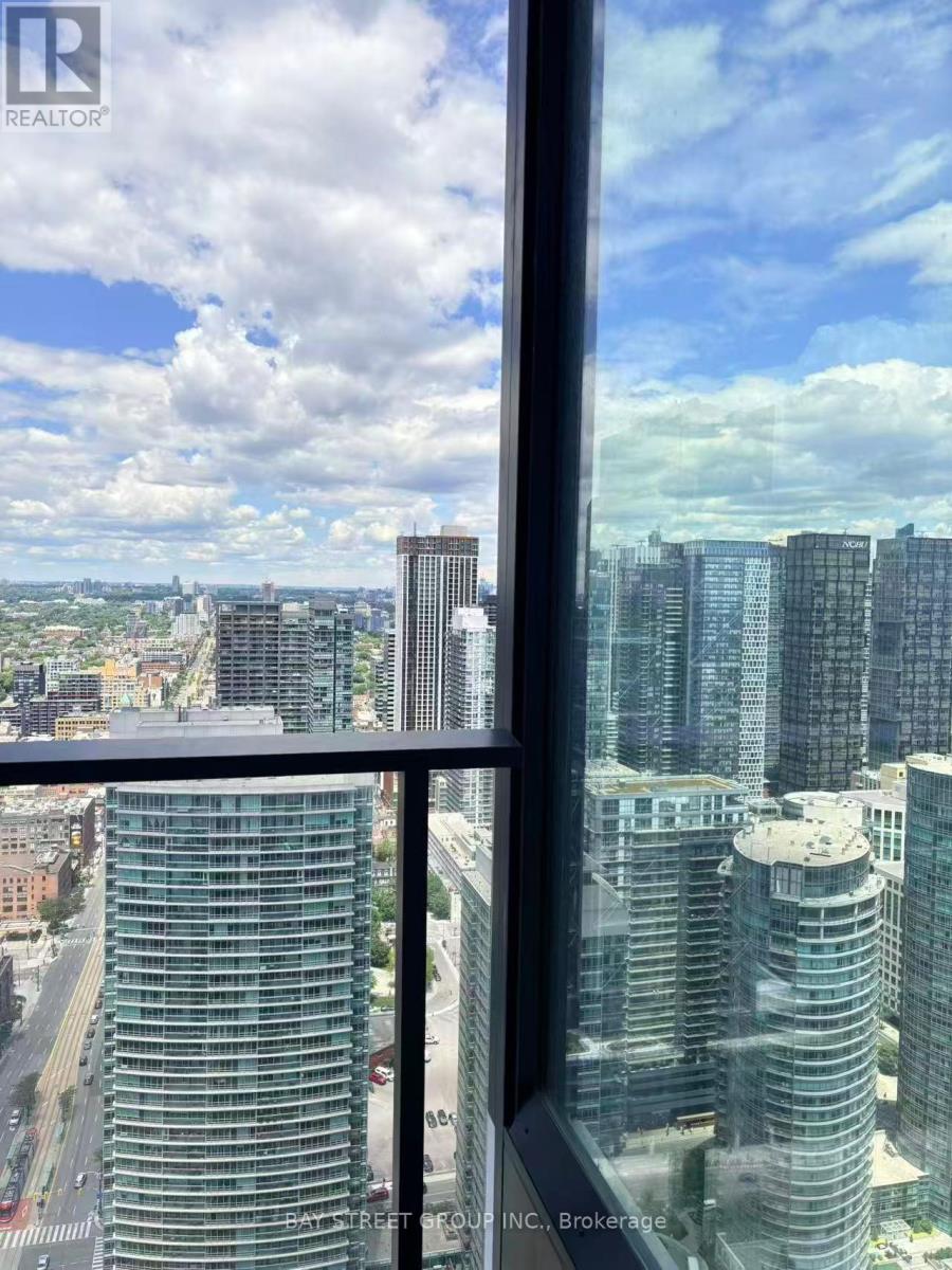 4905 - 3 Concord Cityplace Way, Toronto, Ontario  M5V 0X4 - Photo 15 - C13089726