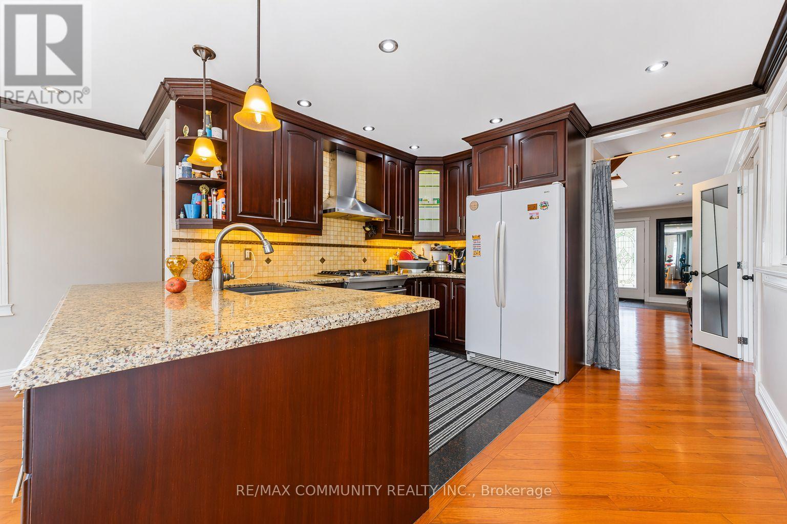 56 Cedar Brae Boulevard, Toronto, Ontario  M1J 2K5 - Photo 13 - E13491696