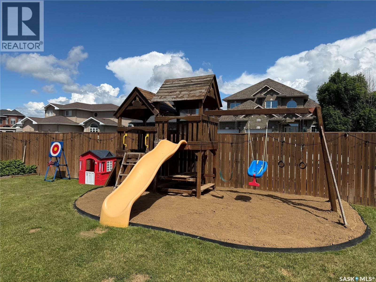 813 Sandy Rise, Martensville, Saskatchewan  S0K 2T2 - Photo 38 - SK040933