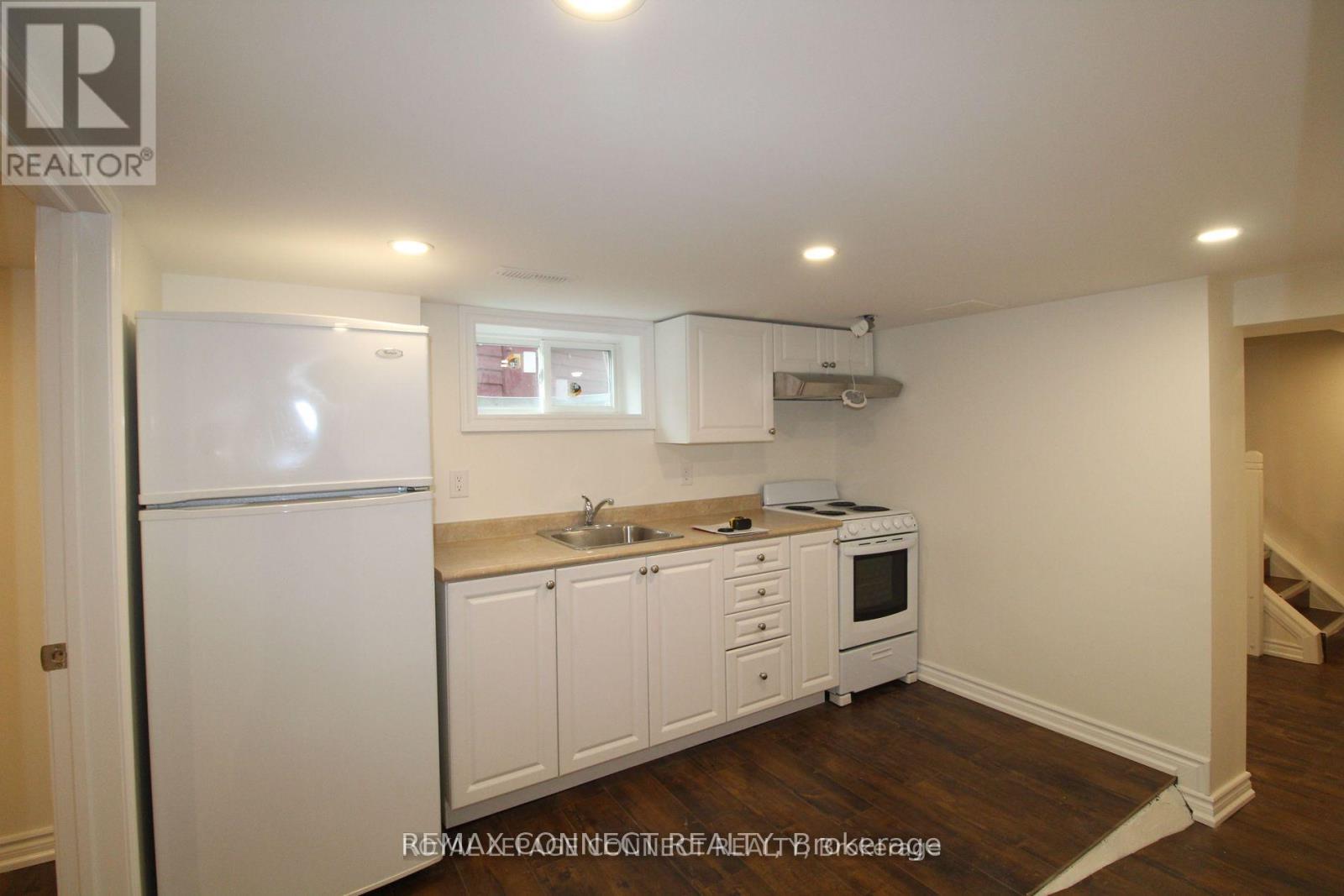 LOWER - 50 BIRCHMOUNT ROAD, Toronto, Ontario
