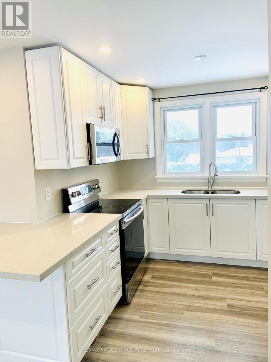 Upper - 513 Rossland Road E, Oshawa, Ontario  L1G 2X4 - Photo 6 - E13500834