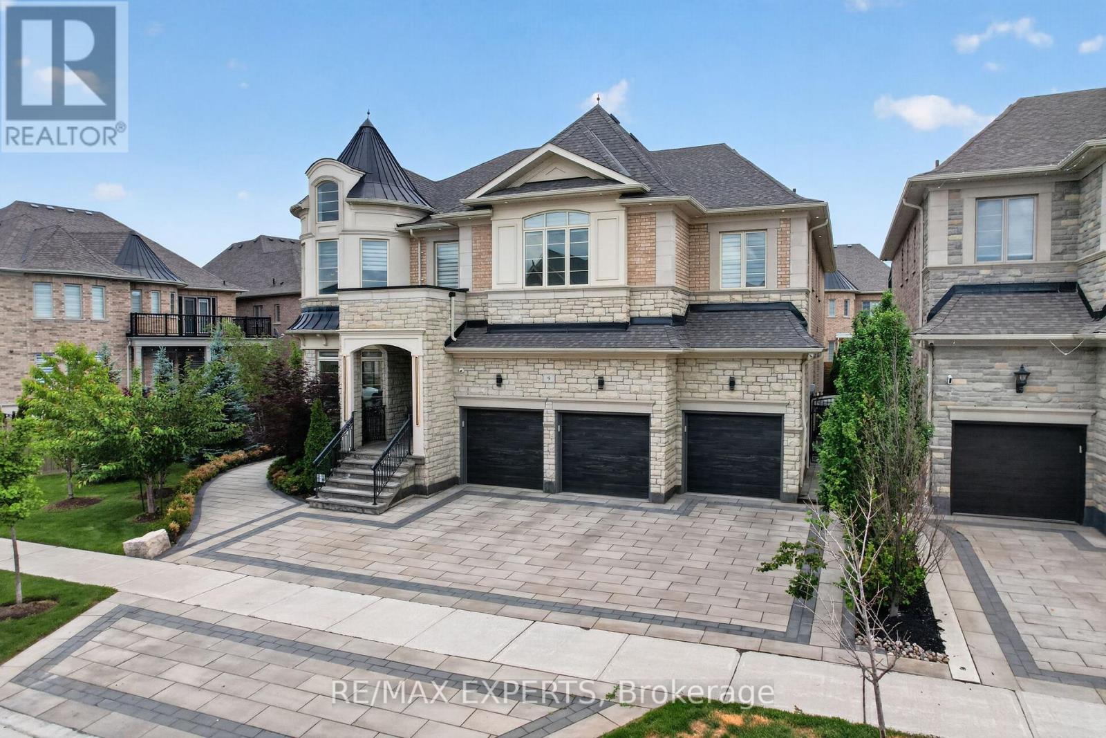 9 Glen Abbey Trail, Vaughan, Ontario  L4H 4K4 - Photo 2 - N13500838