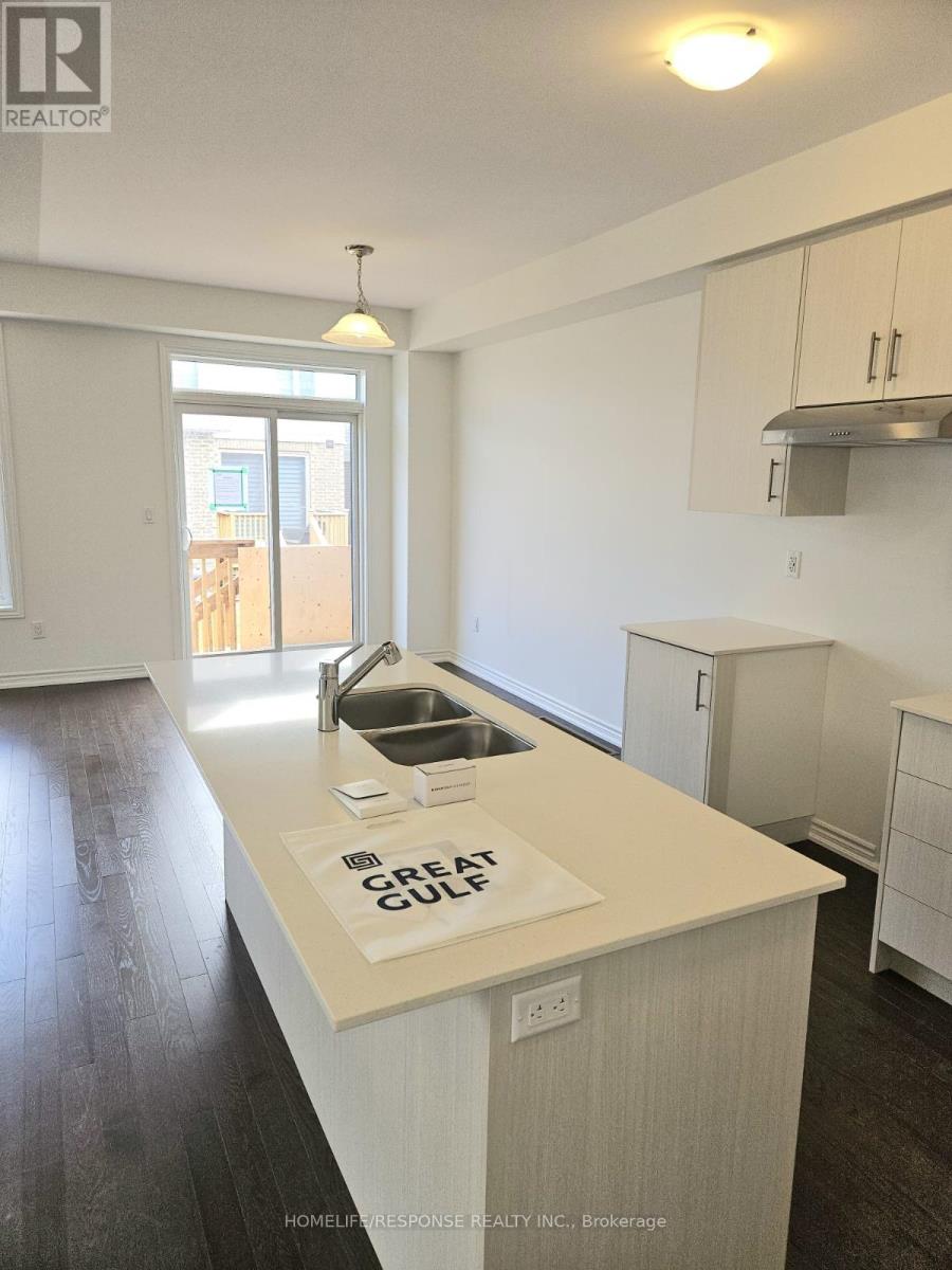 16 West Oak Trail, Barrie, Ontario  L9J 0L1 - Photo 9 - S13500652
