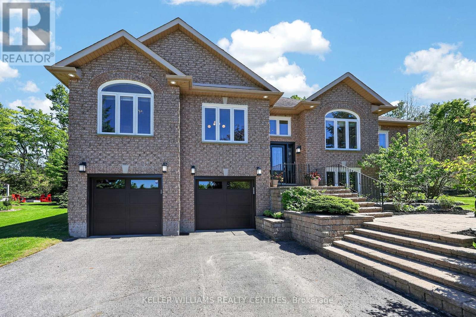 50 GLENHURON DRIVE, Springwater, Ontario