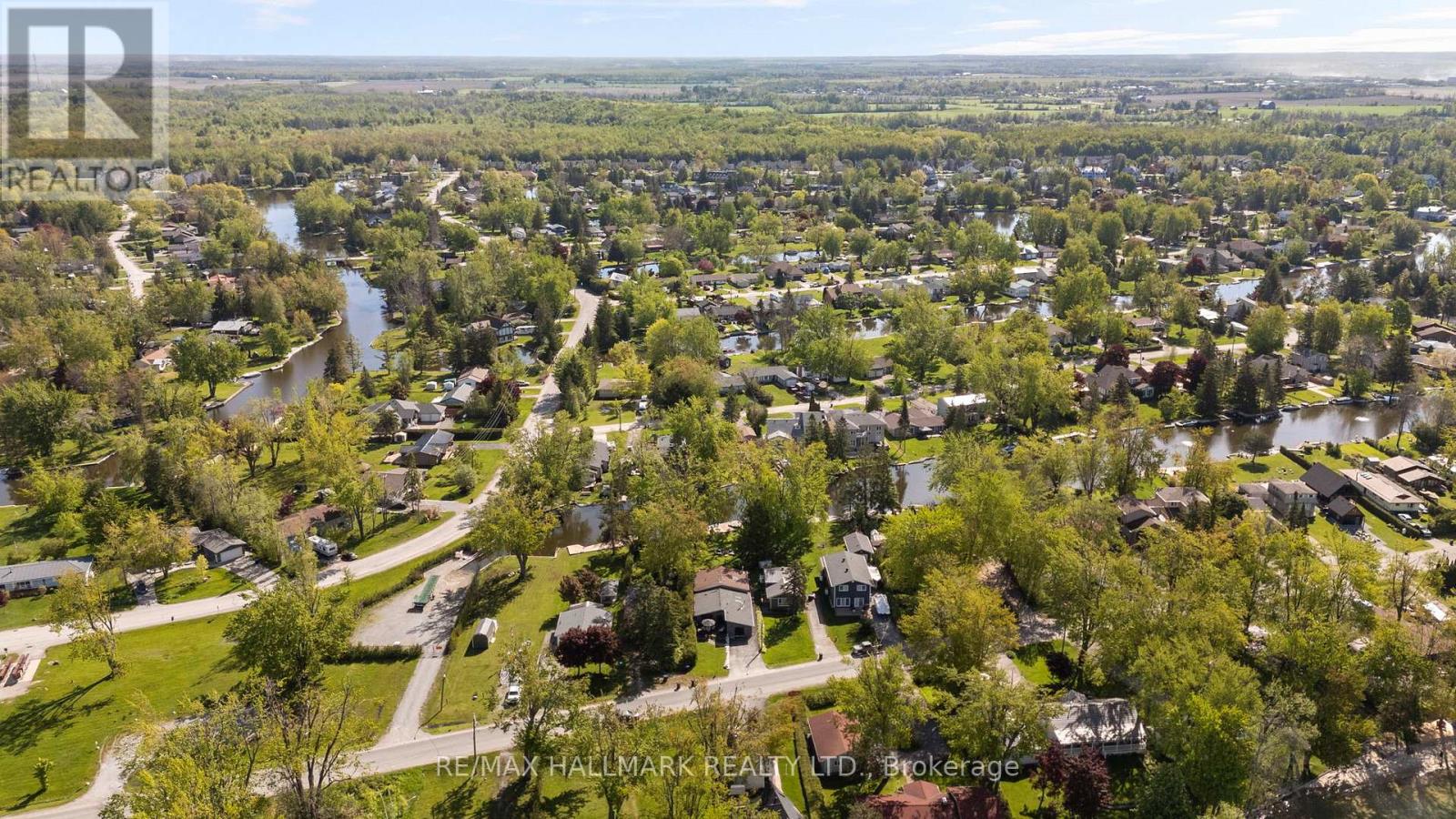 95 Lake Avenue, Ramara (Brechin), Ontario  L0K 1B0 - Photo 2 - S13500748