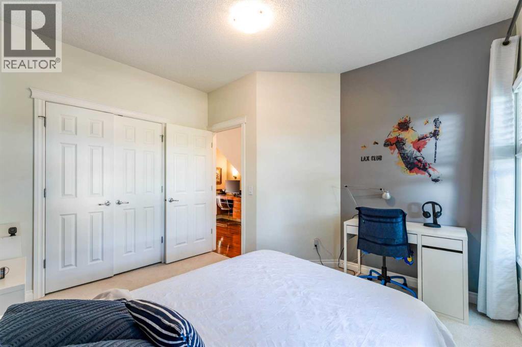2987 Peacekeepers Way Sw, Calgary, Alberta  T3E 7R5 - Photo 12 - A2325130
