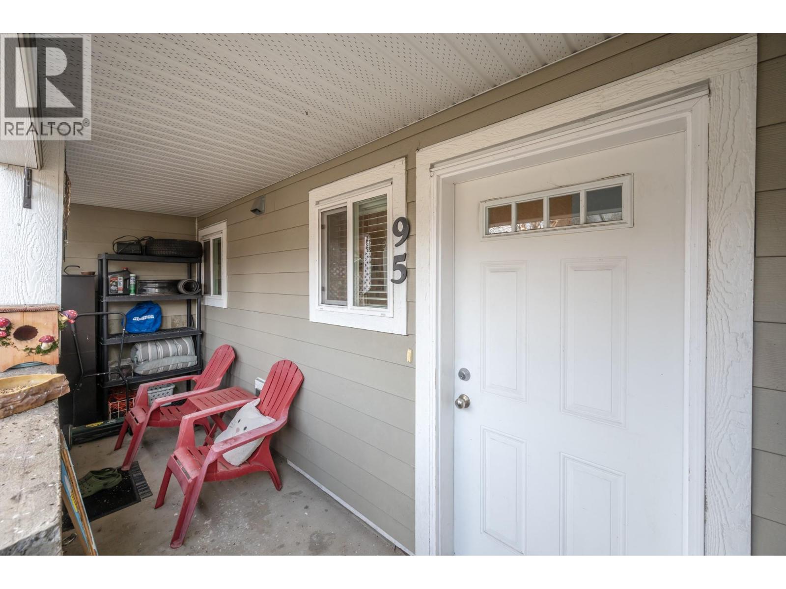 Listing image 42