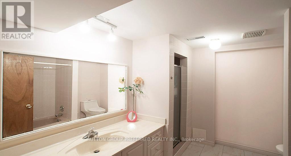 802 Phyllis Street, London South (South E), Ontario  N6J 2Z5 - Photo 13 - X13501012