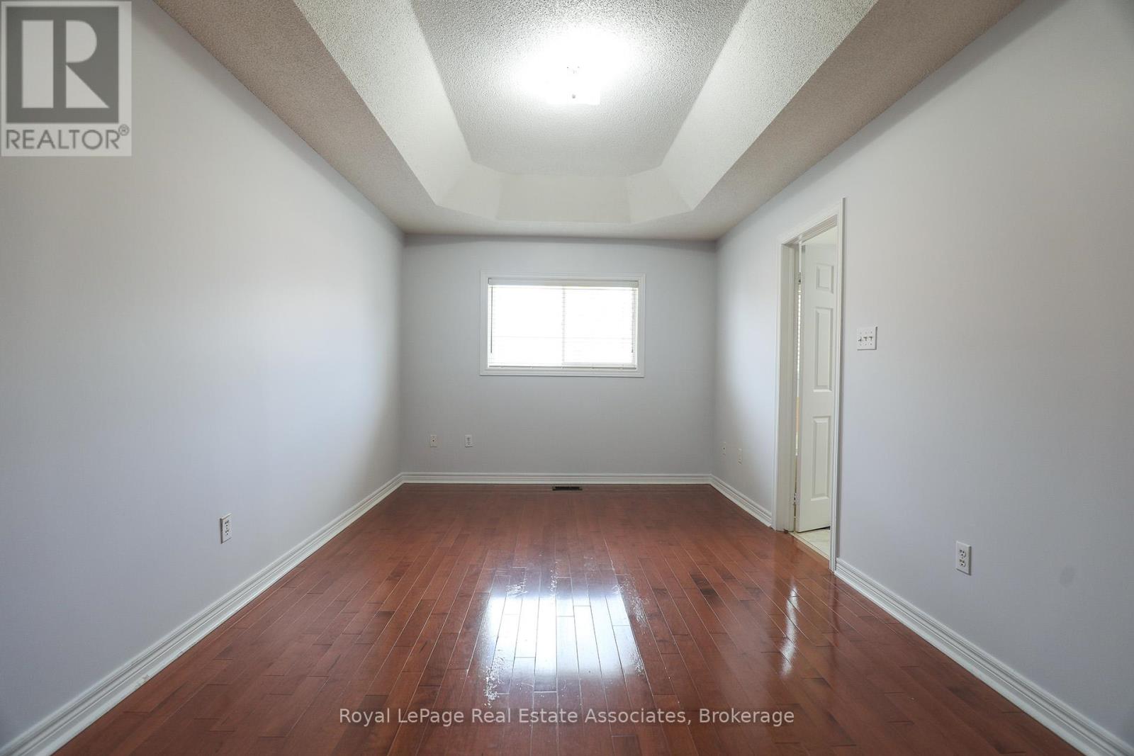 124 Nathaniel Crescent, Brampton, Ontario  L6Y 5M3 - Photo 8 - W13500746