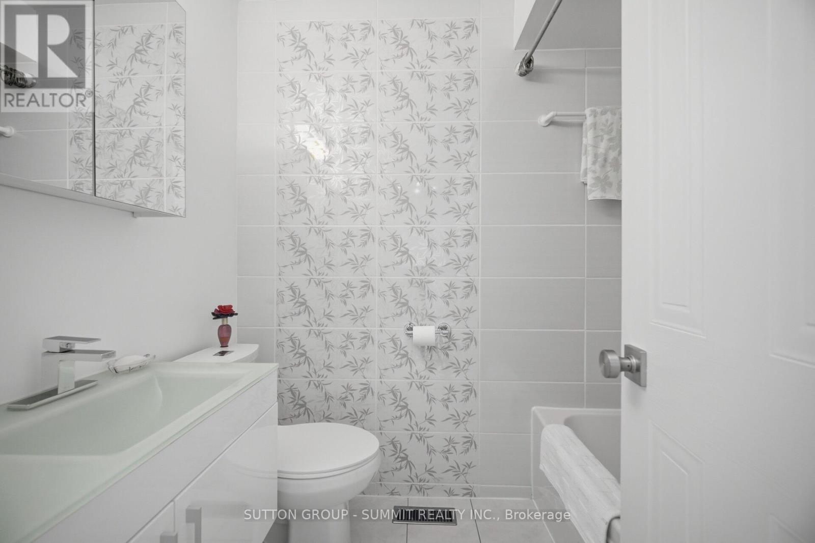 77 - 460 Bristol Road W, Mississauga, Ontario  L5R 3P6 - Photo 13 - W13500854