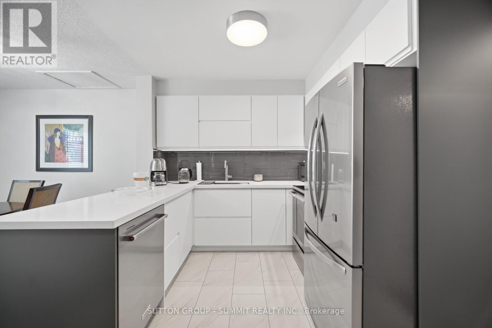 77 - 460 Bristol Road W, Mississauga, Ontario  L5R 3P6 - Photo 6 - W13500854