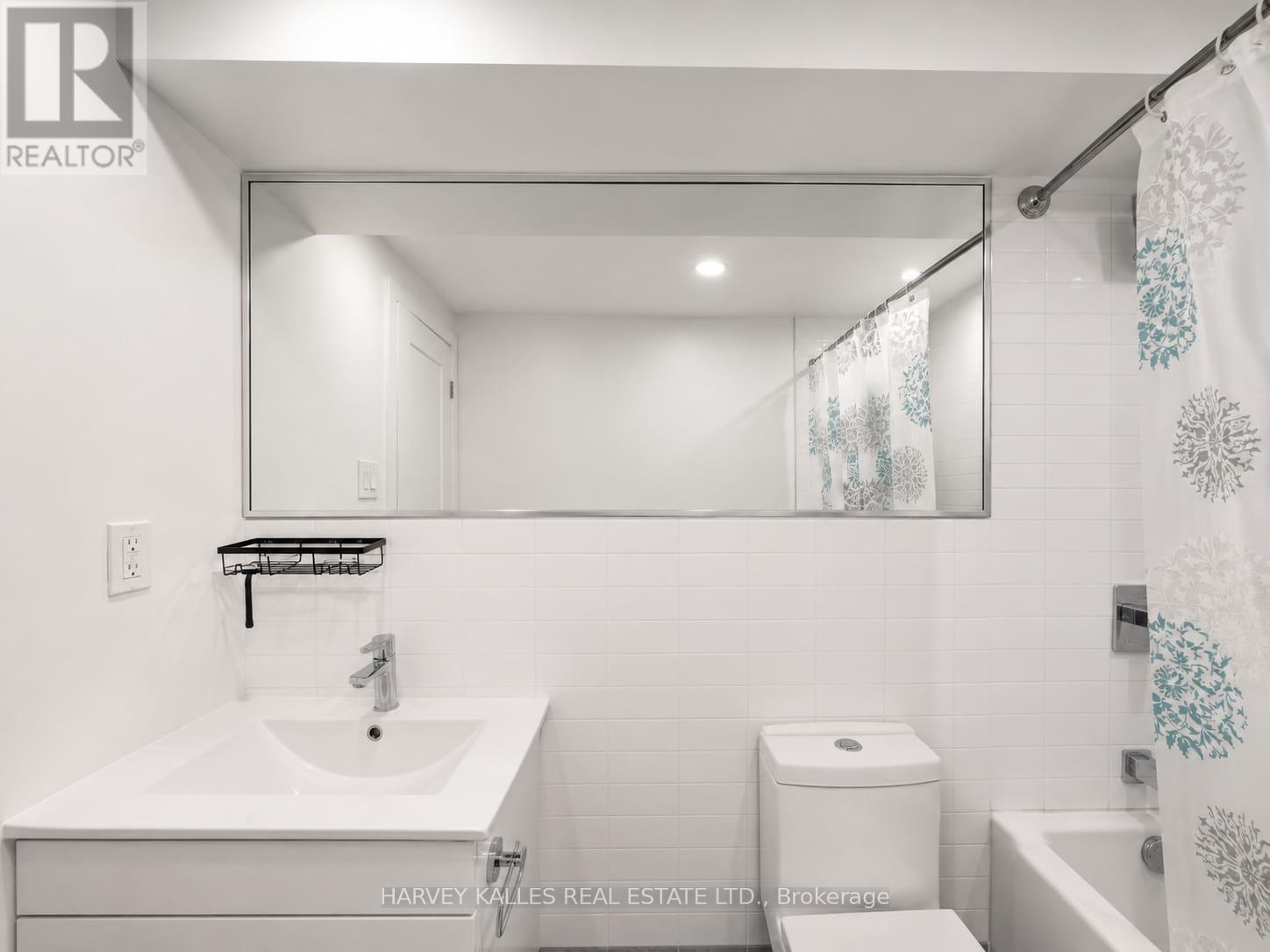 1 - 521 Browns Line, Toronto, Ontario  M8W 3V1 - Photo 8 - W13500882