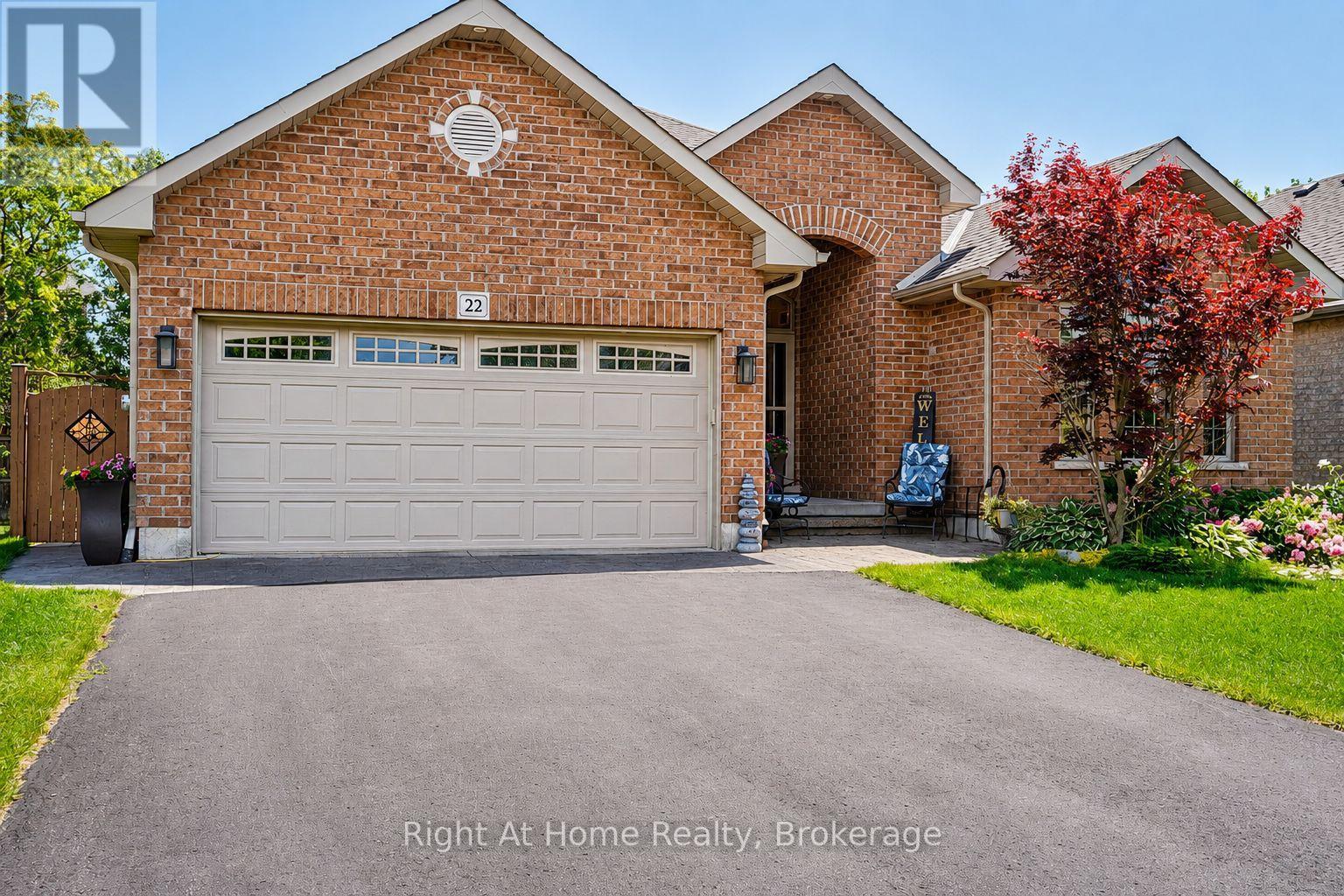 22 LAVENDER PLACE, Belleville, Ontario