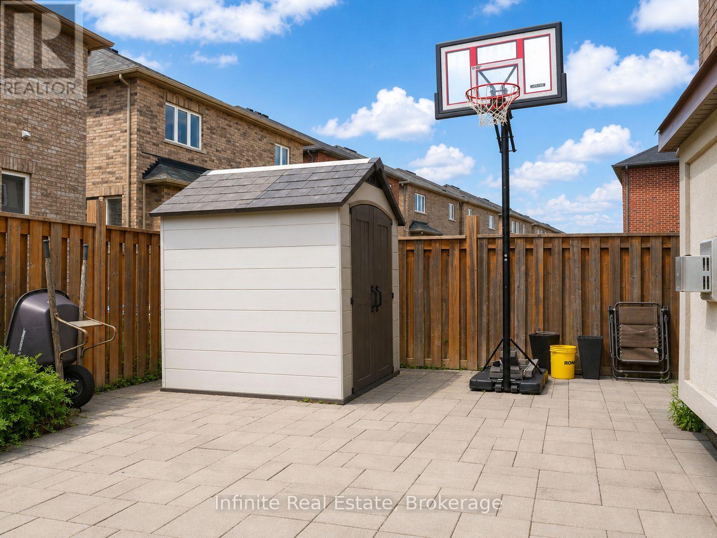 39 Lola Crescent, Brampton, Ontario  L7A 0A8 - Photo 46 - W13486564