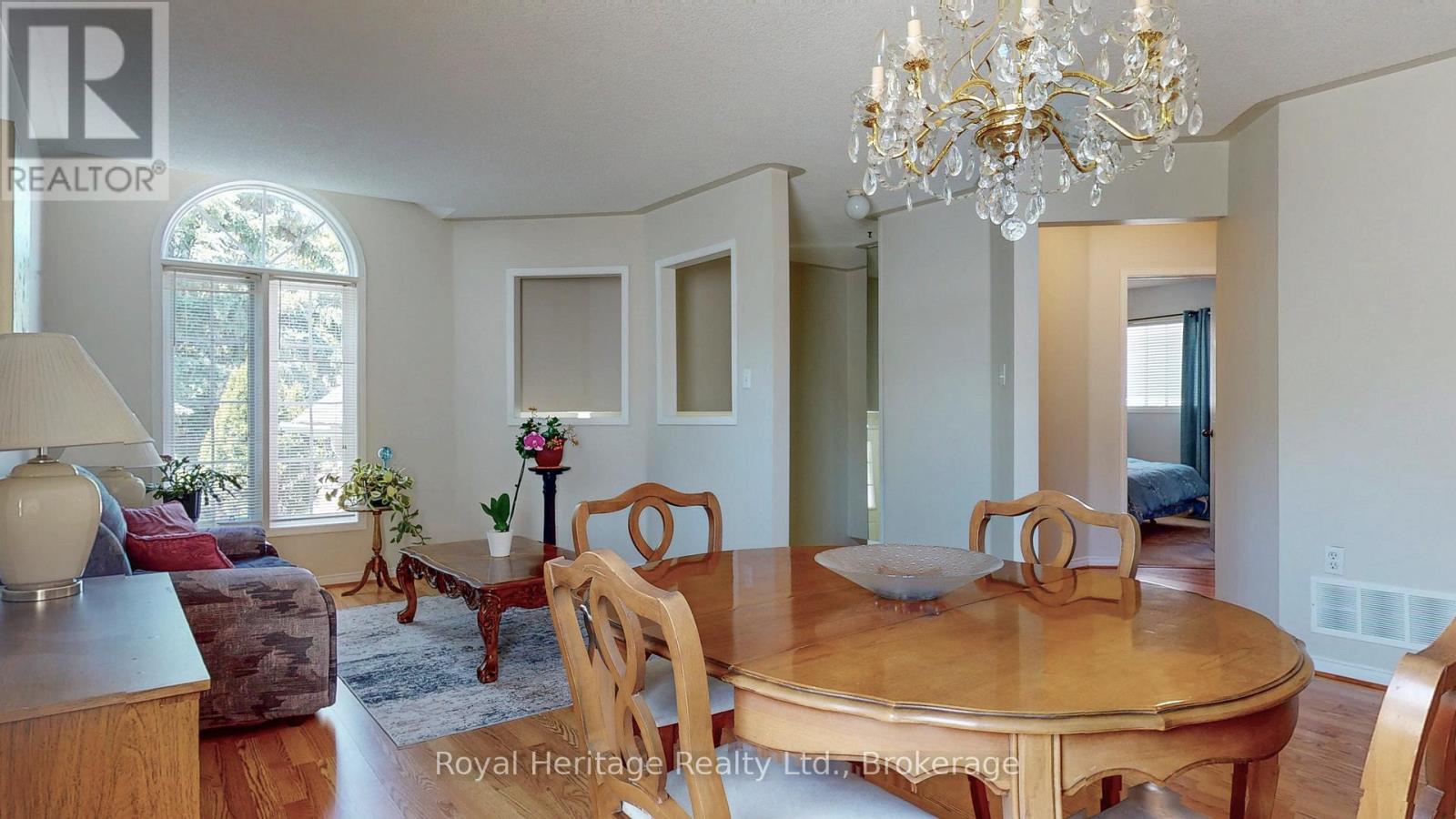 1692 Edenwood Drive, Oshawa, Ontario  L1G 7Y5 - Photo 11 - E13501004