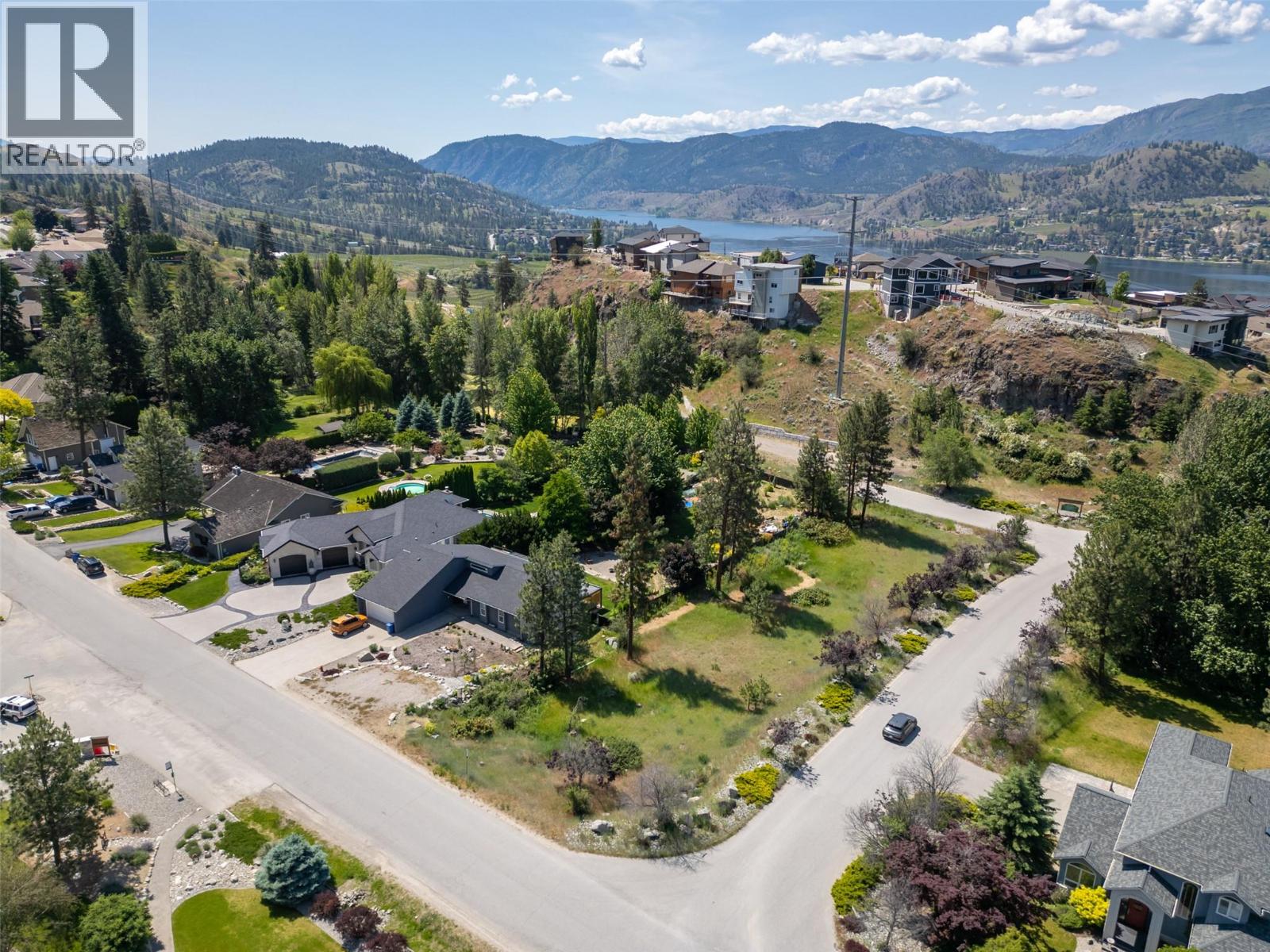 244 Heritage Boulevard, Okanagan Falls, British Columbia  V0H 1R3 - Photo 1 - 10391697