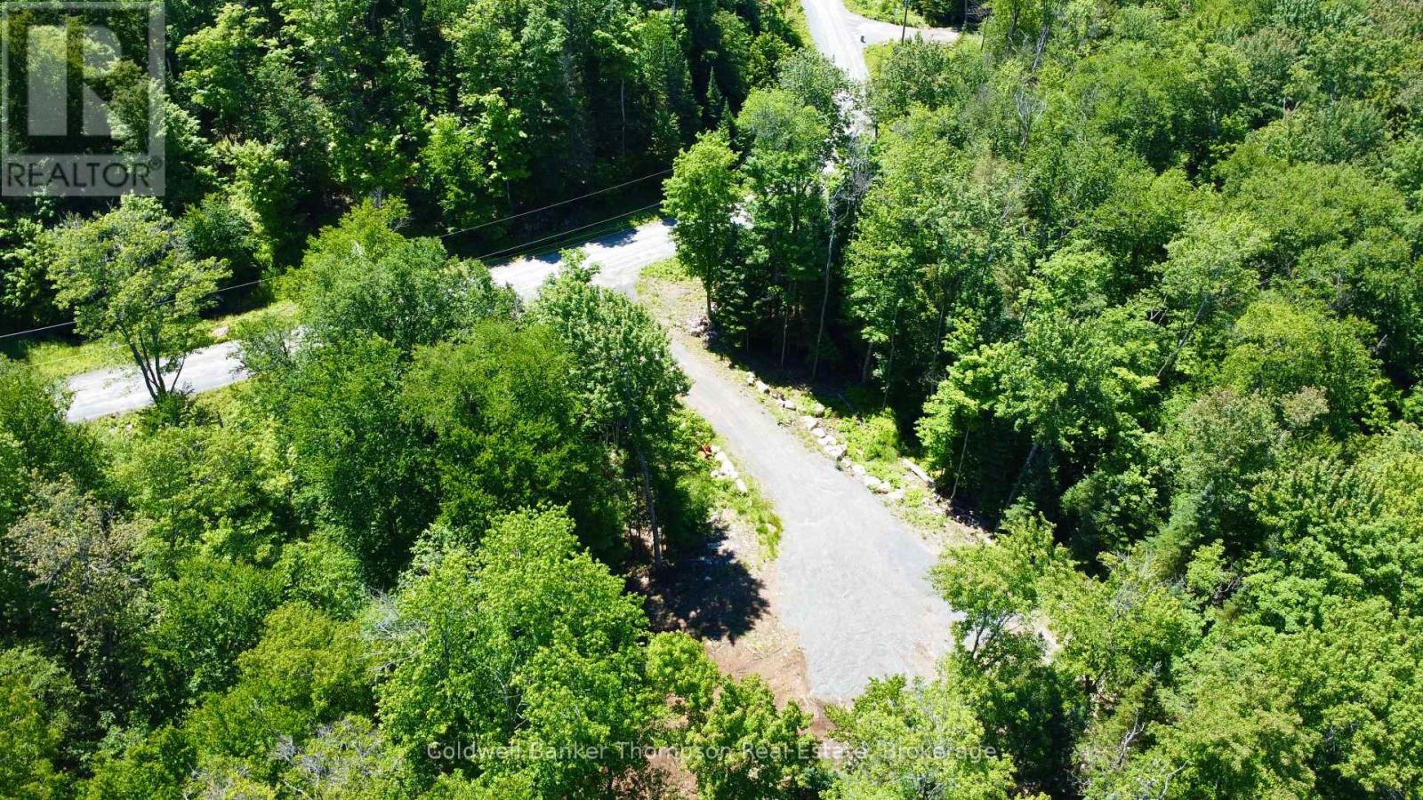 2 Foxwood Court, Huntsville, Ontario  P1H 2N5 - Photo 2 - X13501092