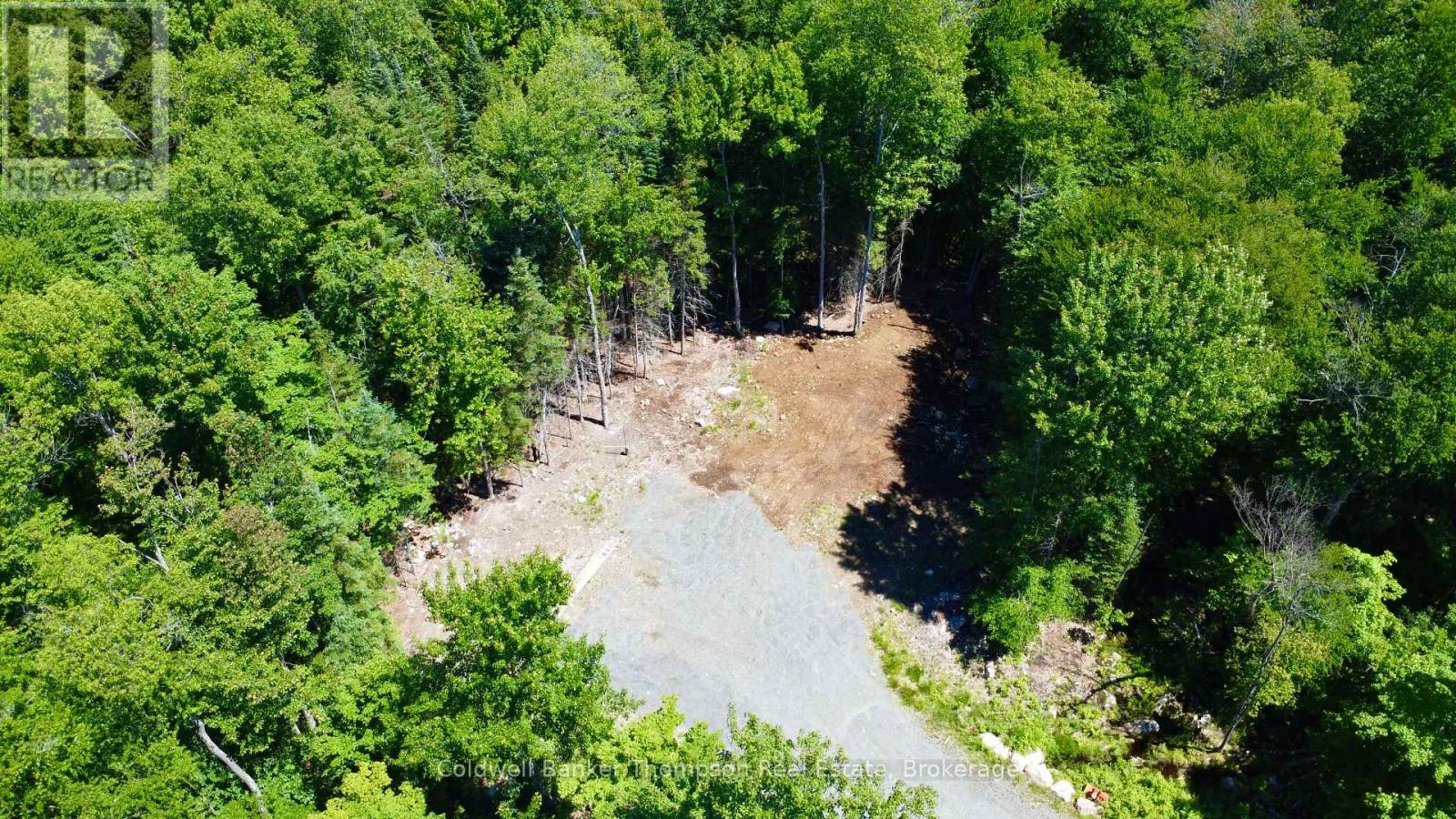 2 Foxwood Court, Huntsville, Ontario  P1H 2N5 - Photo 3 - X13501092