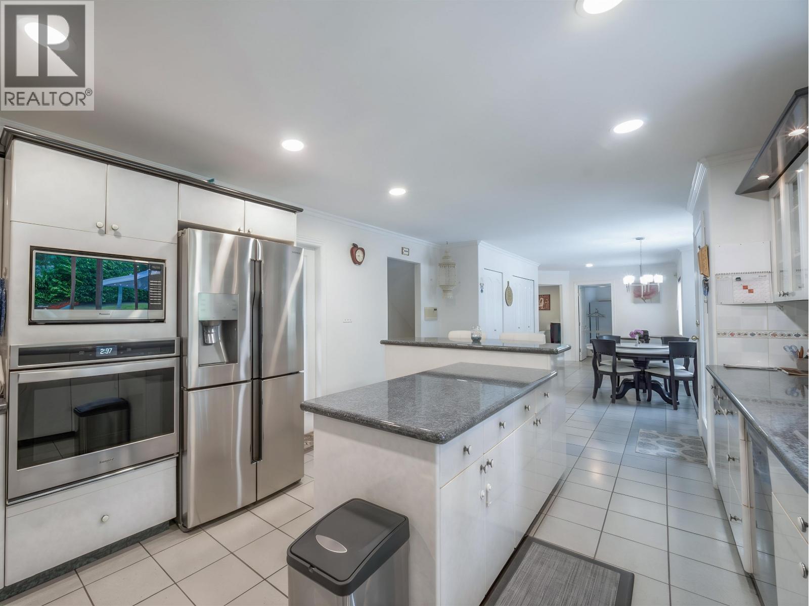 1224 E 14th Street, North Vancouver, British Columbia  V7J 1K2 - Photo 5 - R3140728