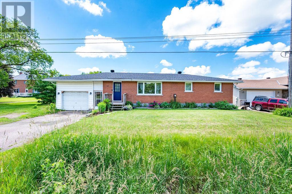 140 Mud Lake Road, Pembroke, Ontario