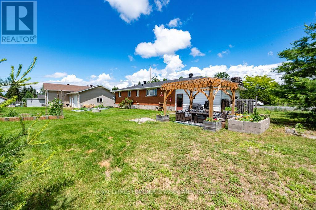 140 Mud Lake Road, Pembroke, Ontario K8A 6W4 - Photo 5 - X13501054