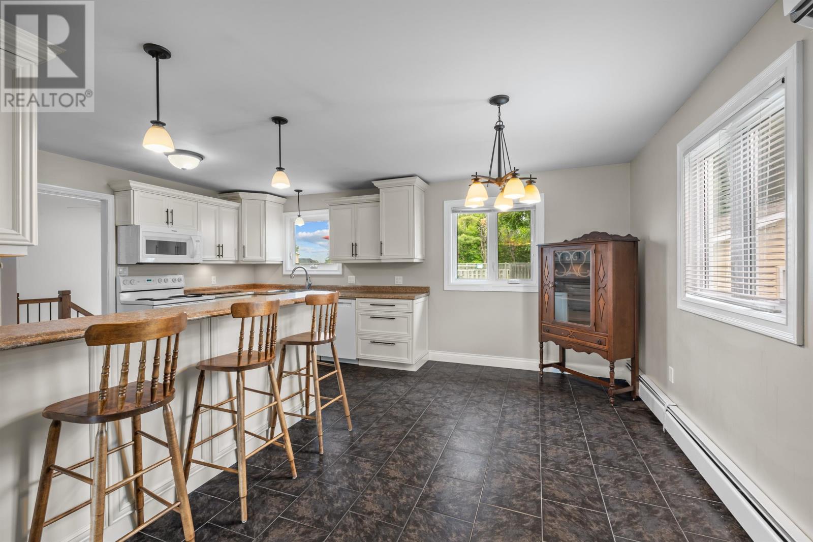 14 Southport Drive, Stratford, Prince Edward Island  C1B 2A6 - Photo 10 - 202615954