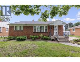 3162 AVONDALE, Windsor, Ontario