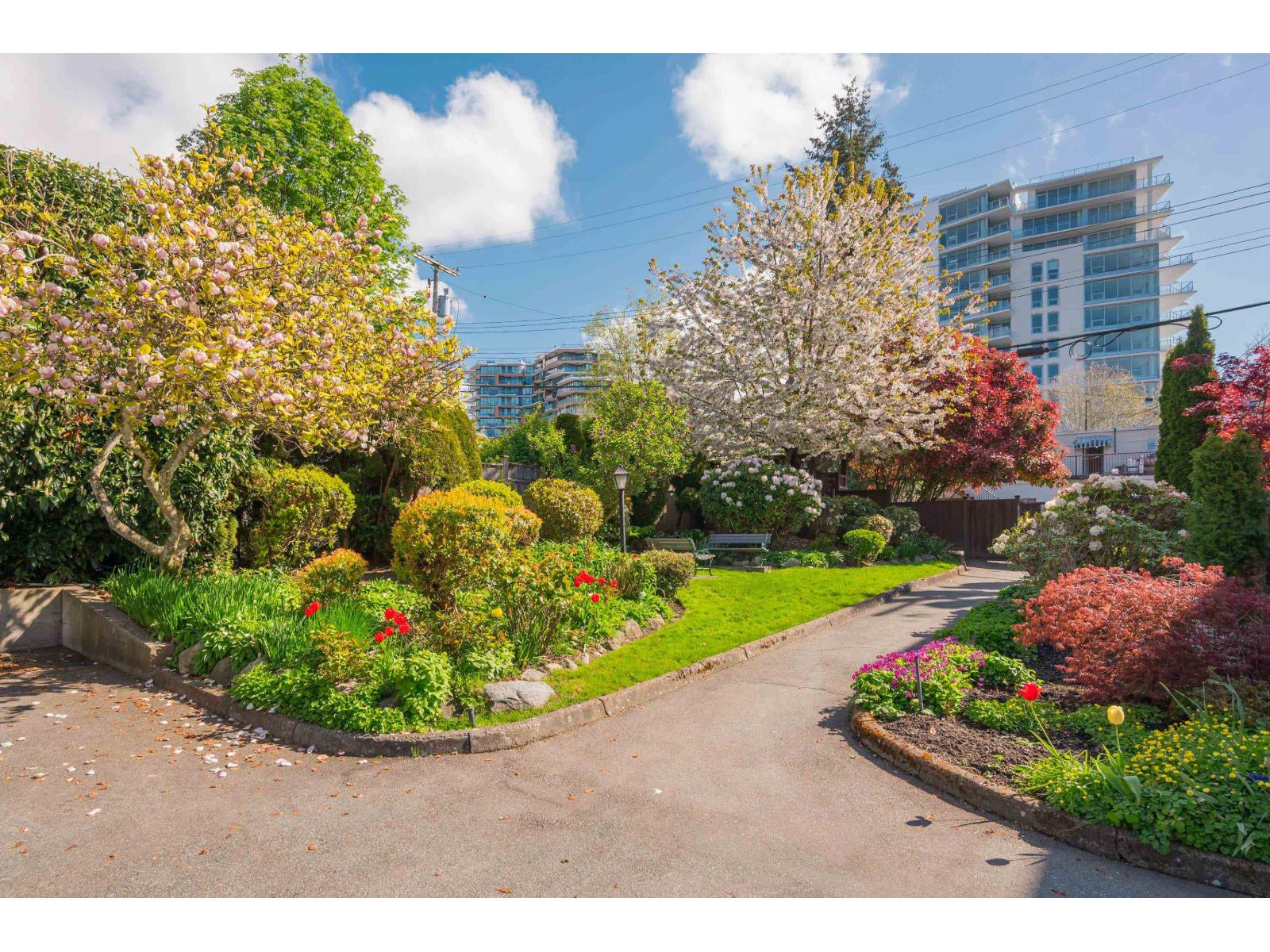 210 1354 Winter Street, White Rock, British Columbia  V4B 3Y1 - Photo 4 - R3087526
